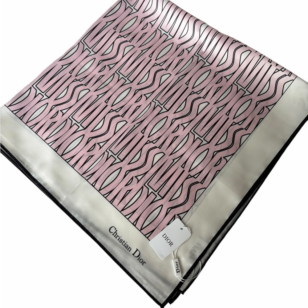 Christian Dior VIP / GWP Shawl Scarf – Light Pink - Picture 7 of 8